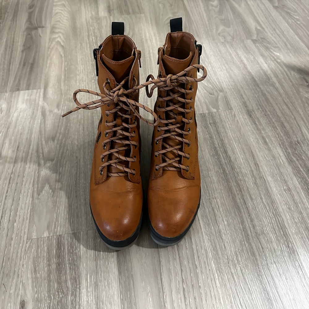 MIA Boots